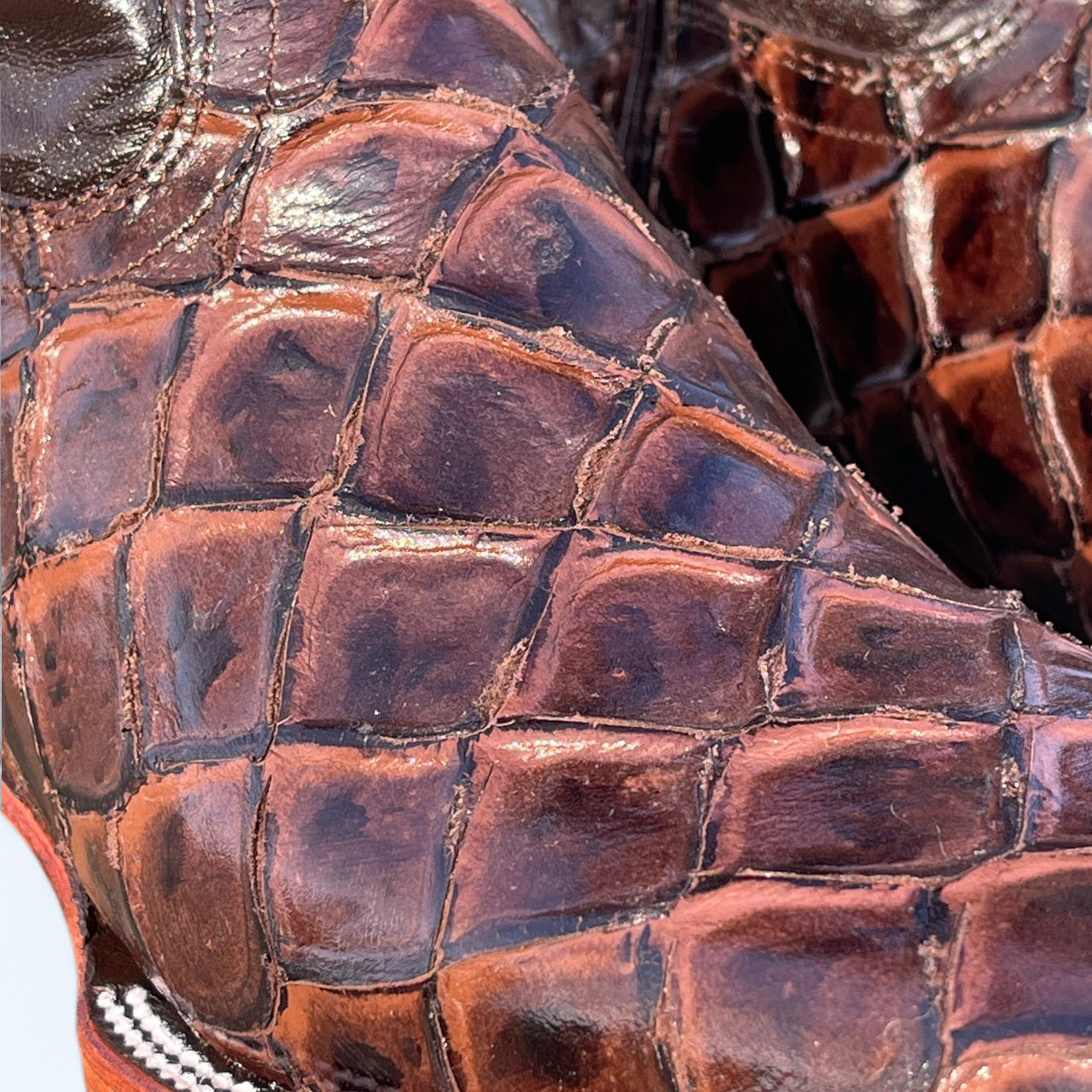 TBC BOOTMAKERS DARK BROWN FISH LEATHER PRINT 8519