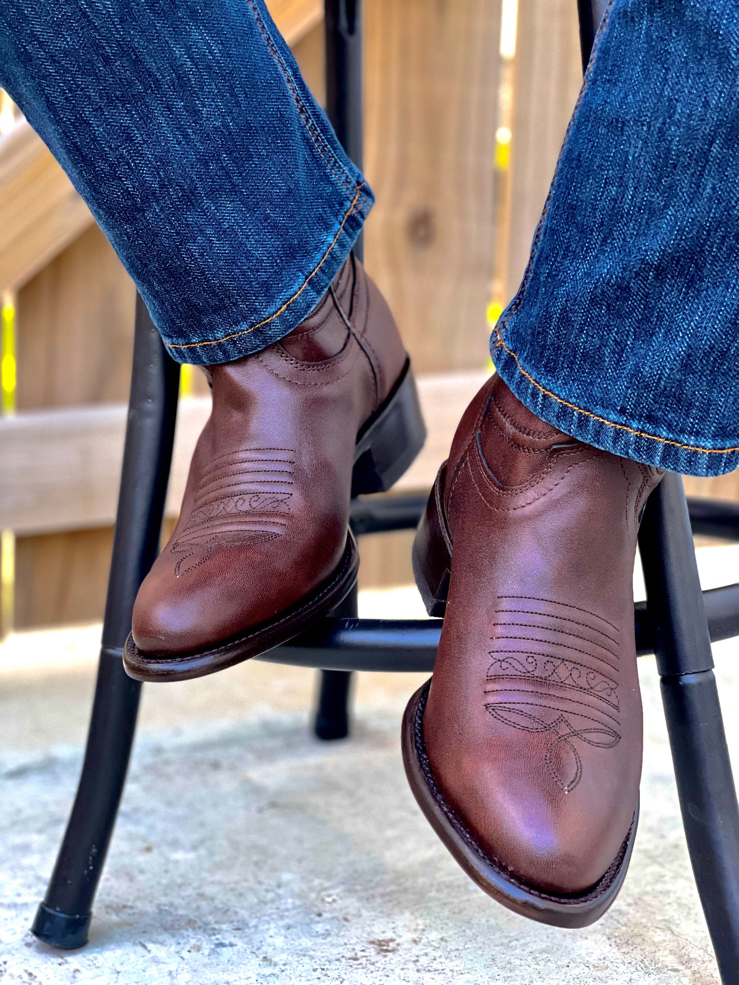 TBC Bootmakers The Dan Laguna Brown