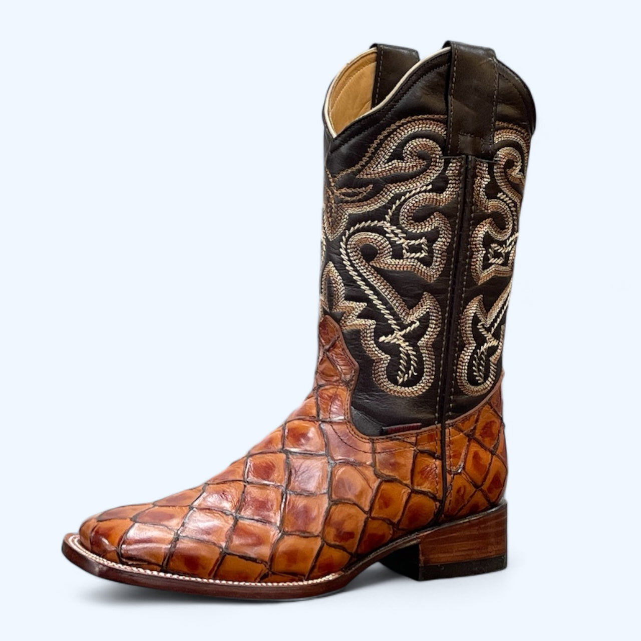 TBC BOOTMAKERS Shedron Leather Fish Print 0008